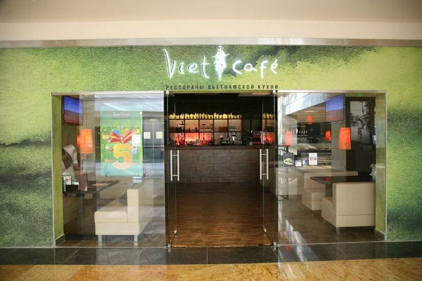 "Viet Cafe"